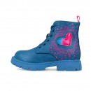Agatha Ruiz de la Prada batai su auliuku mėlyni